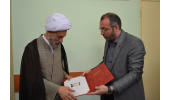 امام جمعه‌ی شیراز خبرنگار افتخاری ایکنا شد