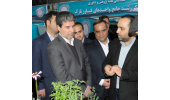 بازدید استاندار آذربایجان غربی از غرفه جهاددانشگاهی در نمایشگاه پژوهش فناوری و فن بازار استان