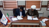 انعقاد تفاهم‌نامه‌ی همکاری بین جهاددانشگاهی استان مرکزی ودانشگاه ادیان و مذاهب استان